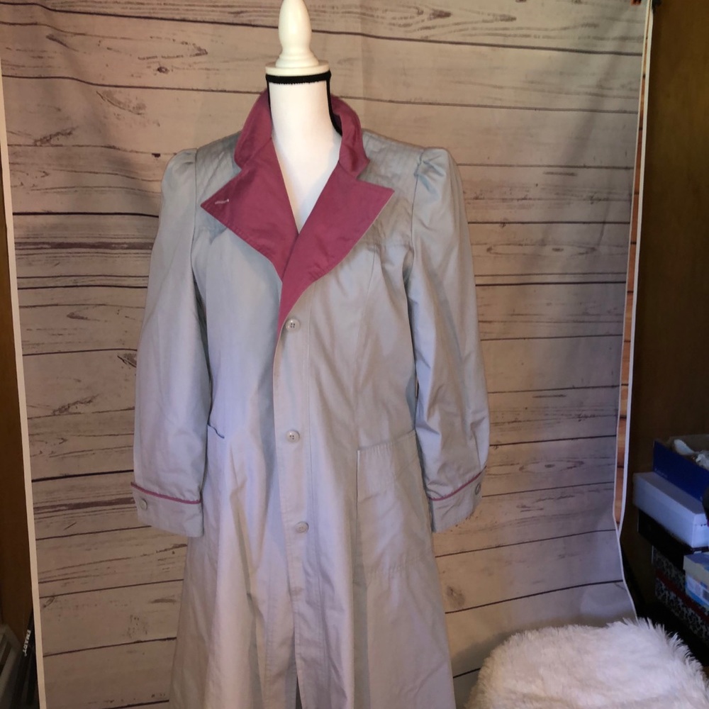 Vintage|| saxton hall trench coat
